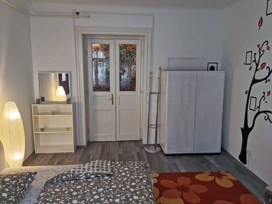 Szeged Apartment ภายนอก รูปภาพ