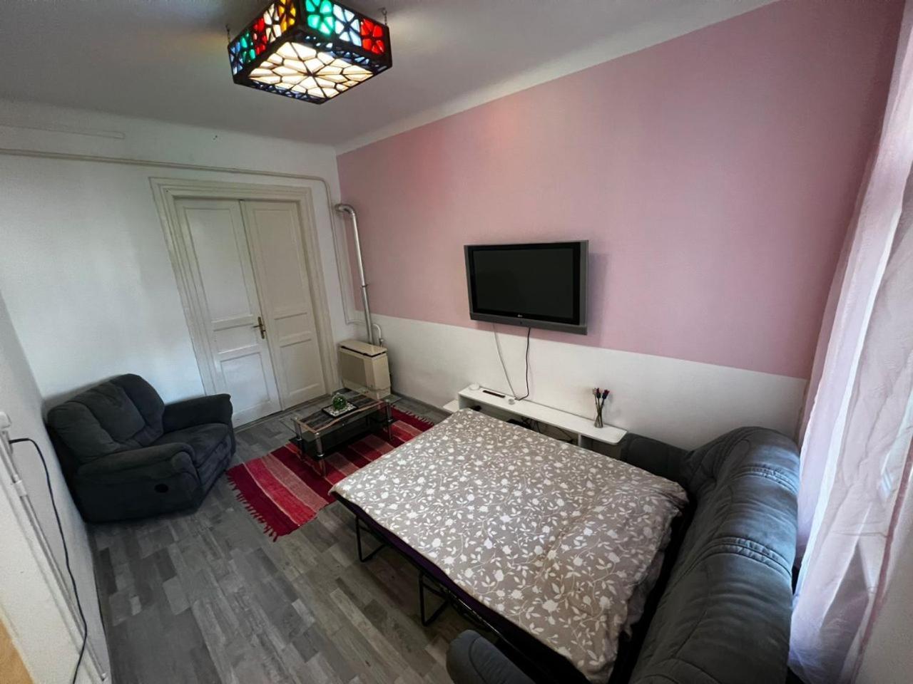Szeged Apartment ภายนอก รูปภาพ